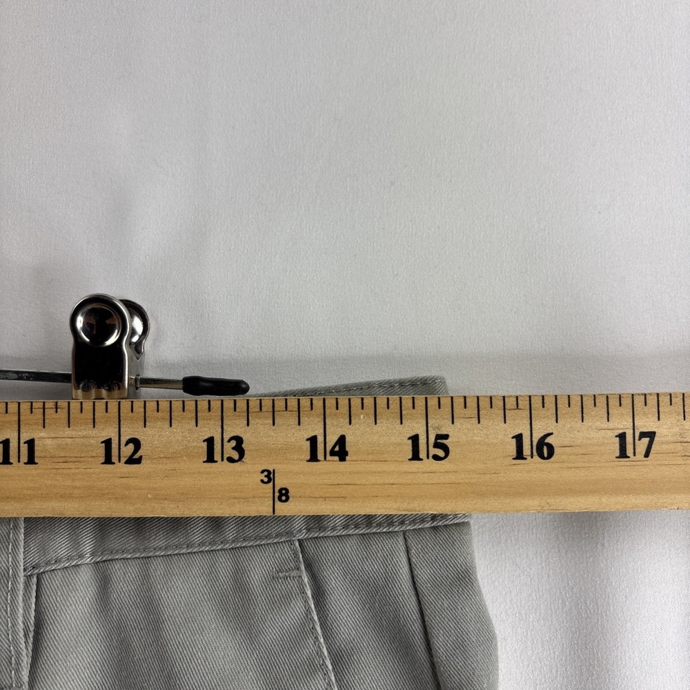 Volcom Men's Gray Corpo Class Size 30 Chino Shorts Cotton Casual Beach - Picture 2 of 7